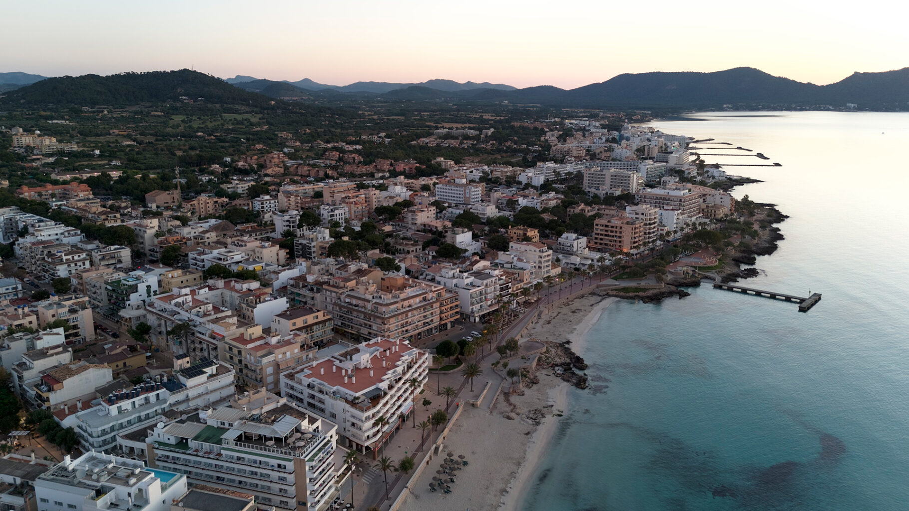 Immobilienfotograf-Immobilienfotografie Mallorca-Drohnenfotografie-Cala-Millor-Mallorca Immobilienfotograf -Drohenfotografie